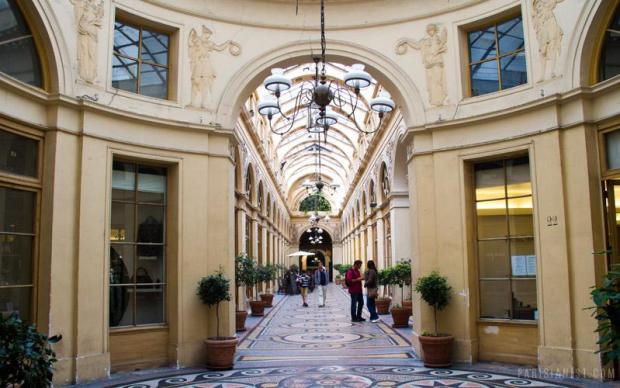 TOP 10 ĐIỀU THÚ VỊ CÓ THỂ LÀM Ở PARIS KHI TRỜI MƯA