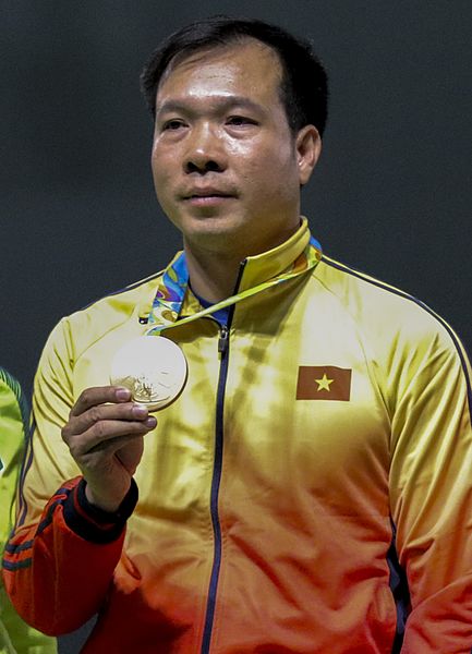 433px-hoang_xuan_vinh