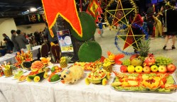 Tết Trung thu 2016 do HNVNTP tổ chức với sự tham gia của các bé lớp tiếng Việt Về nguồn