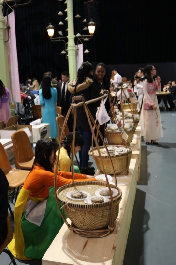 Chợ Tết - MH