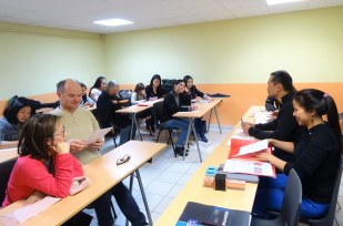 Những buổi họp mặt, trao đổi giữa phụ huynh và Ban trách nhiệm Về Nguồn