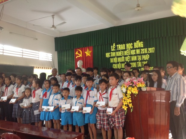 Phátt học bổng CR 2016