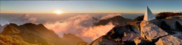 Đỉnh Phan Xi Păng (3143m)