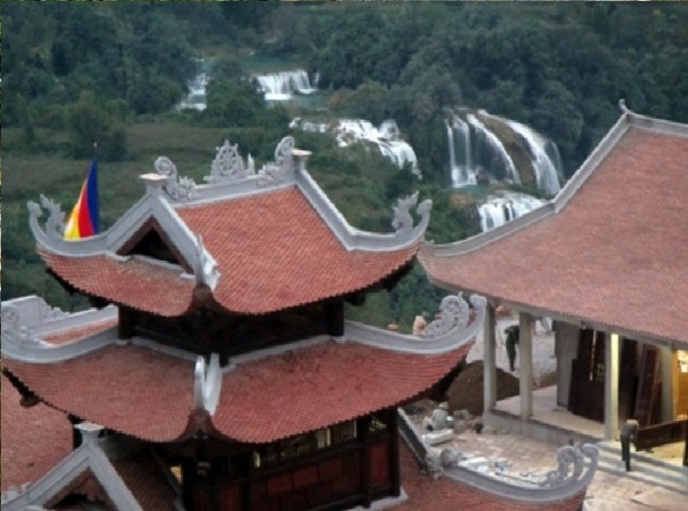 Chùa Phật tích Trúc Lâm Bản Giốc 2